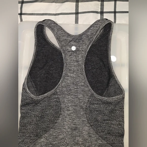 Zella Tank - Picture 5 of 5